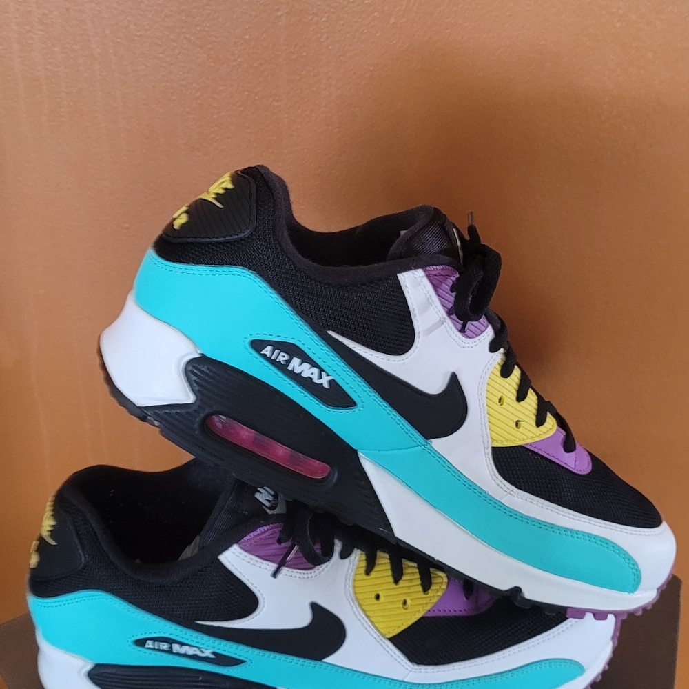 Nike Mens Air Max Multicolor Sneakers